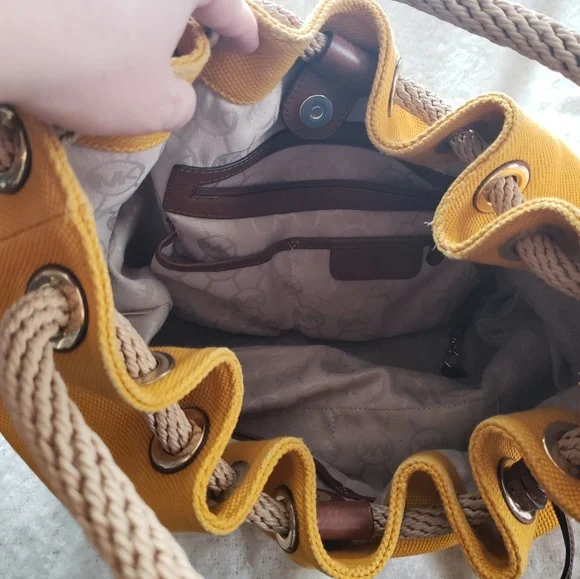 large mustard mk hobo bag - Picture 3 of 3